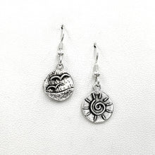 Load image into Gallery viewer, Seaside Treasure Earrings