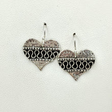 Load image into Gallery viewer, Fancy Heart Earrings