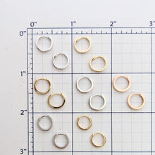 Load image into Gallery viewer, Earrings Huggies - Hinged Loops