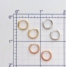 Load image into Gallery viewer, Earrings Huggies - Hinged Loops