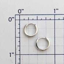 Load image into Gallery viewer, Earrings Huggies - Hinged Loops