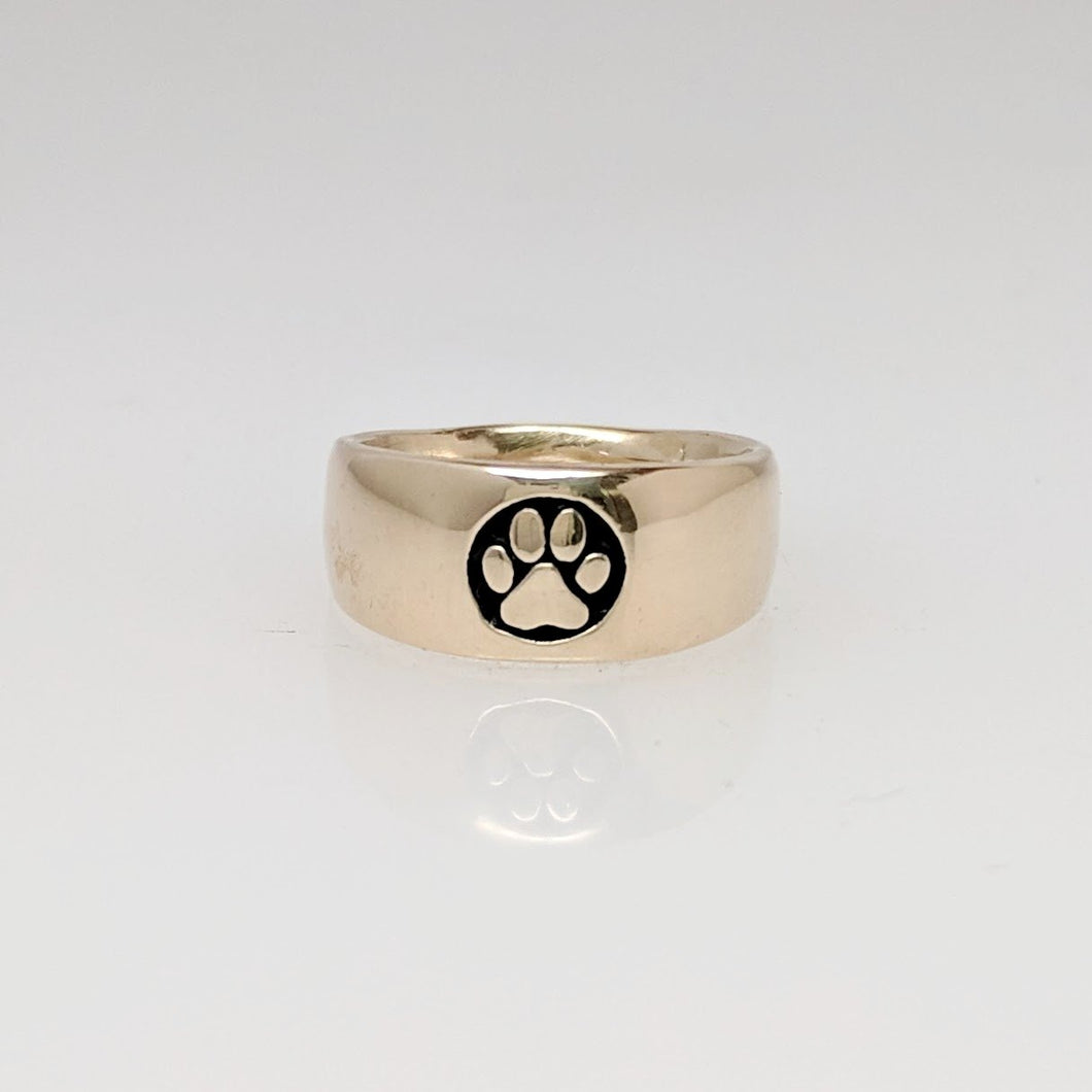 Cat and Dog Passion Paw Print Signet Ring in 14K Gold